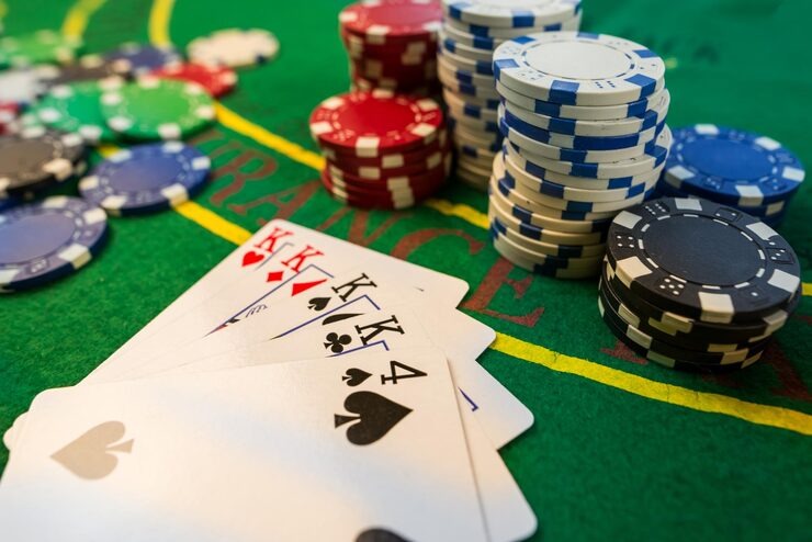 belijitu togel platform interface showing sportsbook, live dealer, and slot game sections